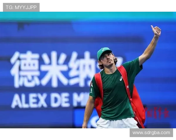 辛纳苦战三盘击退德米纳尔强势晋级连续三年挺进中网男单决赛 辛纳苦战三盘击退德米纳尔强势晋级连续三年挺进中网男单决赛