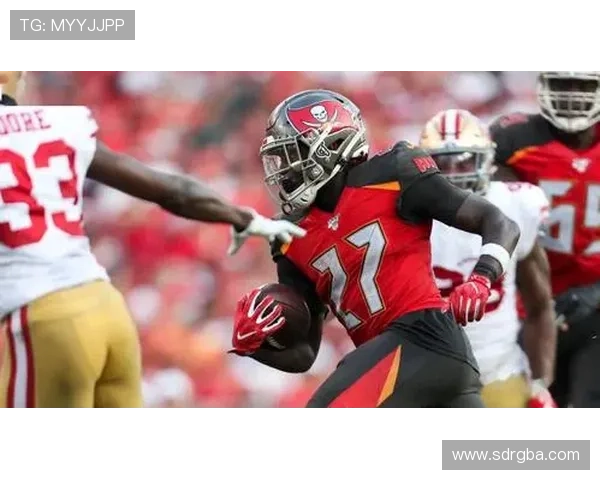 沃特森接球突破强势进攻 罗威背后神勇封盖助队防守