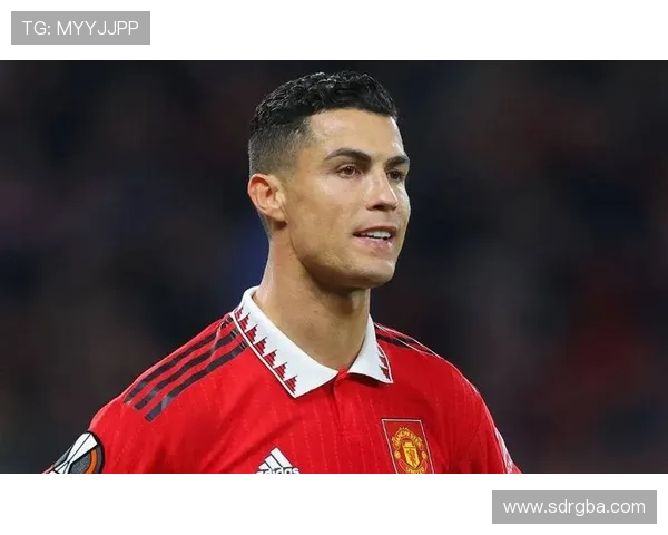 前高管揭秘C罗转会沙特内幕:曼联初拒绝最终被项目吸引 前高管揭秘C罗转会沙特内幕:曼联初拒绝最终被项目吸引