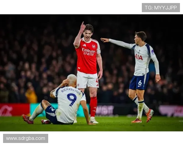 热刺主场放歌引争议阿森纳球迷创作人或将索赔