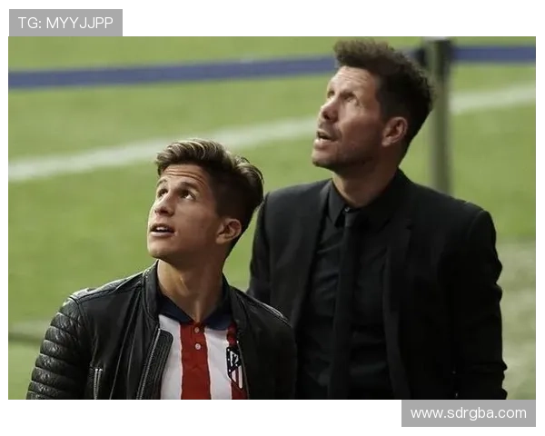 哥哥谈朱利亚诺西蒙尼：父亲一直认为弟弟是最优秀的他状态正佳